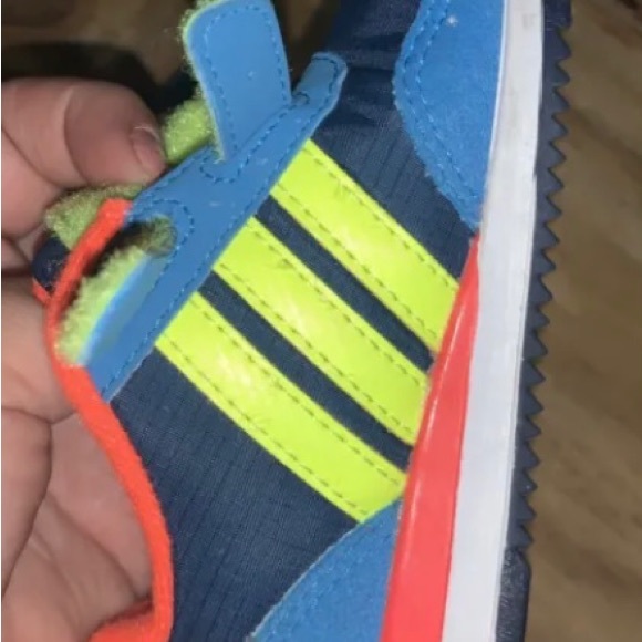 Children’s Adidas sneakers NEO V jog Toddler size 5, new without box - Picture 5 of 5